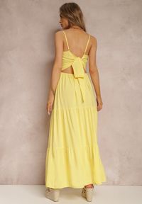 Renee - Żółta Sukienka Egithoe. Kolor: żółty. Długość rękawa: na ramiączkach. Wzór: ażurowy, jednolity, aplikacja. Długość: midi #4