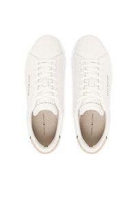 TOMMY HILFIGER - Tommy Hilfiger Sneakersy Th Court Lth Detail Ess FM0FM05367 Biały. Kolor: biały. Materiał: skóra #4
