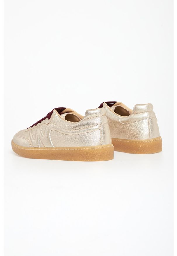 Weekend Max Mara - Sneakersy damskie skórzane Pacogold WEEKEND MAX MARA. Materiał: skóra