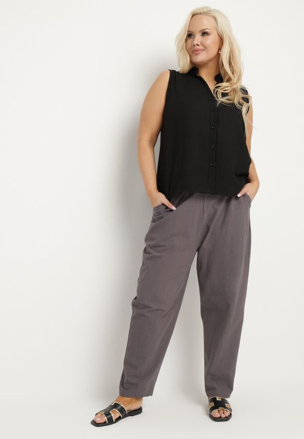 Born2be - Szare Klasyczne Spodnie Bawełniane z Gumką w Pasie Olozi. Okazja: na co dzień. Kolekcja: plus size. Kolor: szary. Materiał: bawełna. Styl: klasyczny