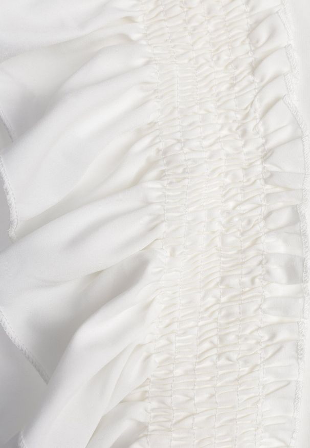 Born2be - Biała Bluzka Ferda. Typ kołnierza: kołnierz z falbankami. Kolor: biały. Materiał: dzianina, bawełna. Długość rękawa: krótki rękaw. Długość: krótkie. Wzór: gładki. Styl: elegancki