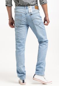 Lee - LEE DAREN ZIP FLY MĘSKIE SPODNIE JEANSOWE JEANSY DŻINSY BLUE SKY LIGHT L707ICC25