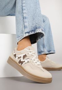 Born2be - Czarno-Białe Sneakersy z Geometrycznym Wzorem Nariale. Okazja: na co dzień. Kolor: czarny. Materiał: jeans. Wzór: geometria