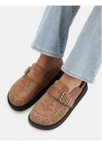 Guess Jeans Klapki EO-HY2T709-3 Beżowy. Kolor: beżowy. Materiał: materiał #2