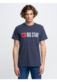 Big-Star - Koszulka męska z nadrukiem Quado 403. Okazja: na co dzień. Kolor: niebieski. Materiał: jeans, dresówka, denim, dzianina. Wzór: nadruk. Sezon: wiosna. Styl: casual, klasyczny #4