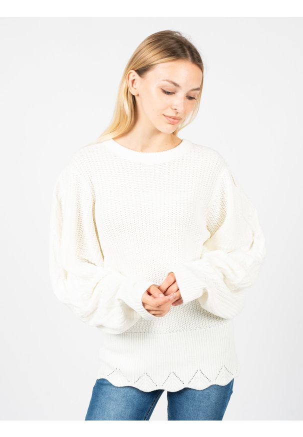 Silvian Heach Sweter | PGA22111 | Kobieta | Kremowy. Okazja: na co dzień. Kolor: kremowy. Materiał: nylon, akryl. Wzór: ze splotem. Styl: casual