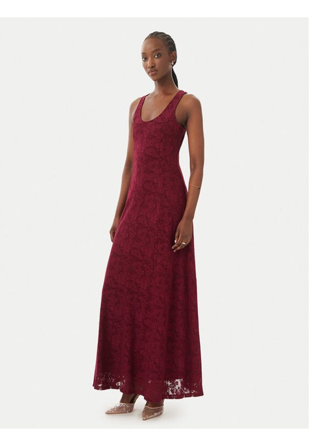 Vero Moda Sukienka koktajlowa Salina 10356493 Fioletowy Regular Fit. Kolor: fioletowy. Materiał: syntetyk. Styl: wizytowy