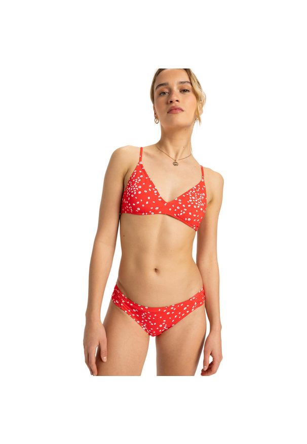 Roxy - Klasyczne majtki bikini PT BEACH CLASSICS Czerwony Kobiety. Kolor: czerwony. Materiał: elastan, poliester, materiał