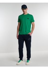 Big-Star - Koszulka męska bawełniana zielona Forener 301. Kolor: zielony. Materiał: bawełna. Wzór: aplikacja. Styl: klasyczny, elegancki #1