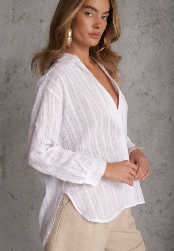 Renee - Biała Koszula Oversize z Bawełny w Paski z Podwijanymi Rękawami Mesevis. Kolor: biały. Materiał: bawełna. Wzór: paski. Styl: elegancki