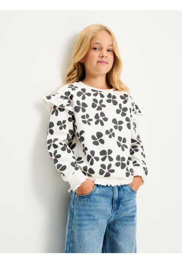 Sinsay - Bluza z falbanami przy rękawach - kremowy. Kolor: kremowy