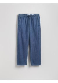 Reserved - Jeansy jogger - granatowy. Kolor: niebieski