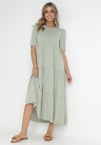 Born2be - Miętowa Sukienka Bawełniana Ulrika. Okazja: na co dzień, na randkę. Typ kołnierza: kołnierz z falbankami. Kolor: miętowy. Wzór: gładki. Materiał: bawełna. Długość rękawa: krótki rękaw. Sezon: wiosna, lato. Styl: klasyczny, casual. Długość: maxi #1
