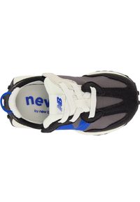 Buty niemowlęce New Balance NW327VB – czarne. Okazja: na co dzień. Zapięcie: rzepy. Kolor: czarny. Materiał: syntetyk, materiał. Szerokość cholewki: normalna. Wzór: kolorowy #2