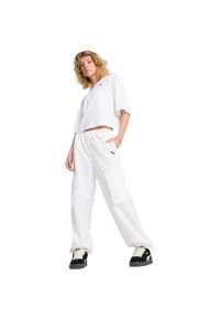 Koszulka Puma Wardrobe Ess Oversized Short Tee Bl, Kobiety. Kolor: biały. Materiał: materiał, bawełna