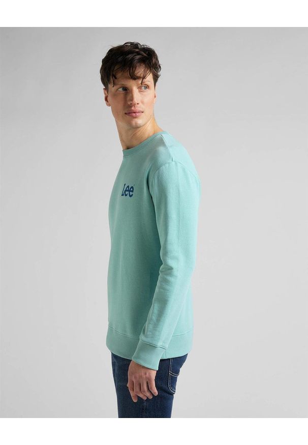 Lee - LEE WOBBLY LEE SWS MĘSKA BLUZA KLASYCZNA MINT BLUE L81MSPUD 112145601. Styl: klasyczny