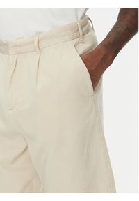 Lindbergh Szorty materiałowe 30-505054 Beżowy Wide Fit. Kolor: beżowy. Materiał: bawełna #4