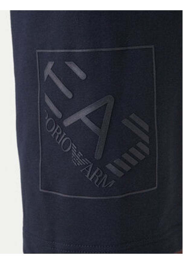 EA7 Emporio Armani Szorty sportowe 7M001491 AF17787 UB102 Granatowy Regular Fit. Kolor: niebieski. Materiał: bawełna. Styl: sportowy