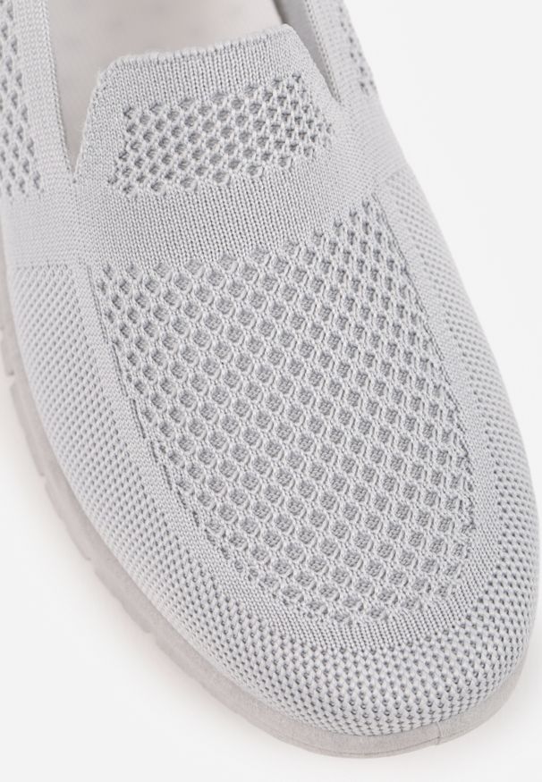 Renee - Szare Tenisówki Pasquier. Okazja: na co dzień. Zapięcie: bez zapięcia. Kolor: szary. Materiał: jeans. Szerokość cholewki: normalna. Wzór: gładki. Obcas: na płaskiej podeszwie. Styl: casual, sportowy