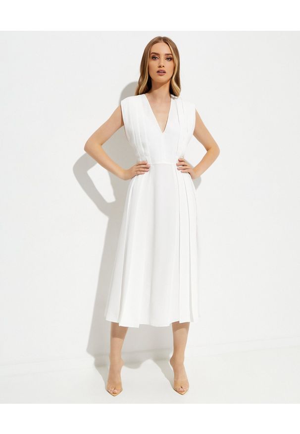 prada - PRADA - Biała plisowana sukienka midi. Kolor: biały. Materiał: tkanina. Długość: midi