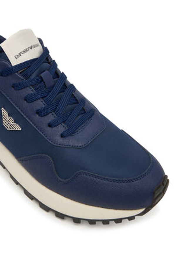 Emporio Armani Sneakersy EM003738 AF19532 MB371 Granatowy. Kolor: niebieski. Materiał: zamsz, skóra