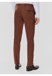Pako Lorente - PAKO LORENTE – Brązowe męskie spodnie garniturowe. Kolor: brązowy. Materiał: poliester, elastan, wiskoza. Wzór: gładki. Styl: elegancki #5