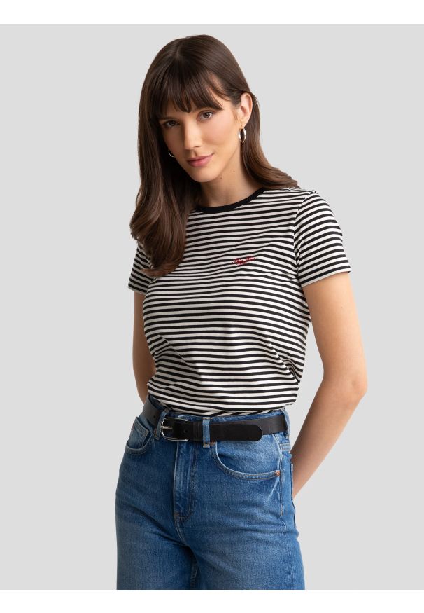 Big-Star - Koszulka damska w paski czarno-biała Zenaida 906. Okazja: na co dzień. Kolor: czarny. Materiał: dzianina, jeans, bawełna. Wzór: paski. Styl: casual