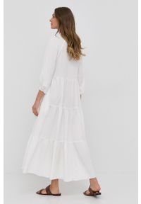 Nissa sukienka kolor biały midi rozkloszowana. Kolor: biały. Materiał: tkanina. Długość rękawa: raglanowy rękaw. Typ sukienki: rozkloszowane. Długość: midi