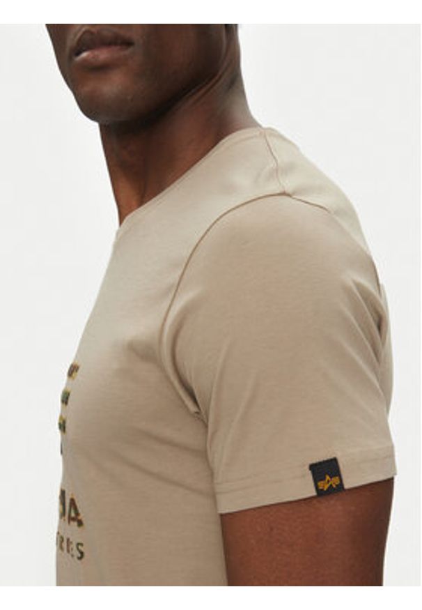 Alpha Industries T-Shirt Camo Puff 146506 Beżowy Regular Fit. Kolor: beżowy. Materiał: bawełna