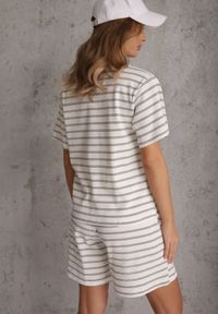 Renee - Biało-Czarny T-shirt z Bawełny Ozdobiony Poziomymi Paskami Nautida. Okazja: na co dzień. Kolor: czarny. Materiał: bawełna. Wzór: aplikacja. Styl: casual #8