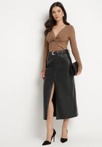 Born2be - Czarna Długa Spódnica High Waist z Imitacji Skóry z Dodatkowym Paskiem i Rozcięciem Wyneti. Okazja: na co dzień. Stan: podwyższony. Kolor: czarny. Materiał: skóra. Długość: długie. Styl: klasyczny, elegancki, casual #5
