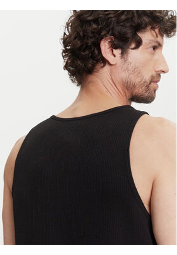 GAP - Gap Tank top 768254-01 Czarny Regular Fit. Kolor: czarny. Materiał: bawełna