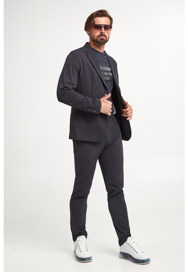 Armani Exchange - Spodnie męskie ARMANI EXCHANGE. Materiał: materiał. Wzór: aplikacja