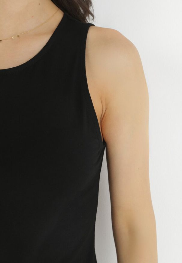 Born2be - Czarna Dopasowana Sukienka Mini Bez Rękawów Coresa. Kolor: czarny. Długość rękawa: bez rękawów. Sezon: lato. Długość: mini