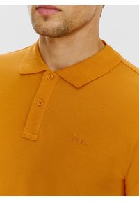 Pako Lorente - PAKO LORENTE – Gładki t-shirt polo w pomarańczowym kolorze. Okazja: na co dzień. Typ kołnierza: polo. Kolor: pomarańczowy. Materiał: bawełna. Wzór: gładki. Styl: casual