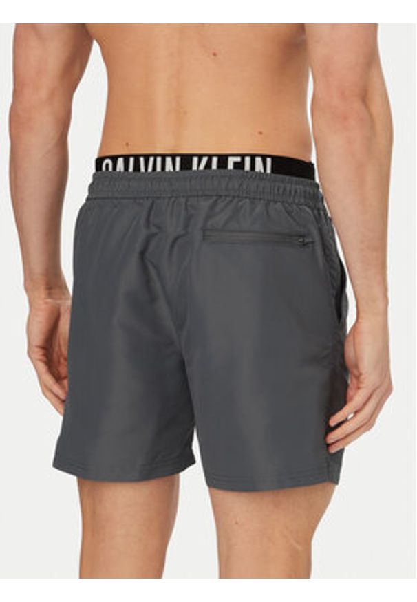 Calvin Klein Swimwear Szorty kąpielowe LV00N61015 Szary ciemny Regular Fit. Kolor: szary. Materiał: syntetyk