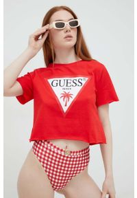Guess t-shirt bawełniany kolor czerwony. Kolor: czerwony. Materiał: bawełna. Długość rękawa: krótki rękaw. Długość: krótkie. Wzór: nadruk #2