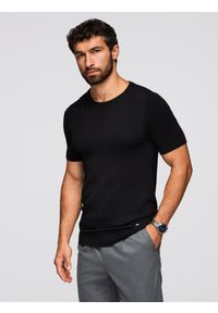 Ombre Clothing - Ażurowy męski sweter z okrągłym dekoltem i krótkim rękawem – czarny V2 - Rozmiar: L. Kolor: czarny. Materiał: wiskoza, prążkowany, dzianina, elastan, nylon. Długość rękawa: krótki rękaw. Długość: krótkie. Wzór: ażurowy. Styl: elegancki #5