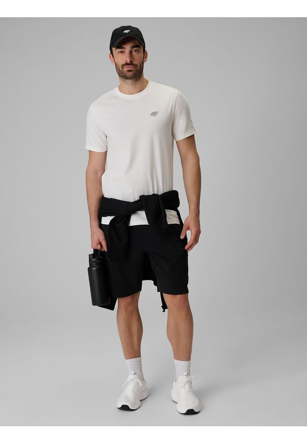 4f - 4F Spodenki dresowe cargo męskie - czarne XL. Kolor: czarny. Materiał: dresówka