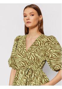 GESTUZ - Gestuz Sukienka codzienna Averygz 10905399 Zielony Loose Fit. Okazja: na co dzień. Kolor: zielony. Materiał: bawełna. Typ sukienki: proste. Styl: casual #4