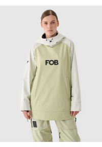 4f - 4F Bluza snowboardowa z softshellu membrana 5000 damska - oliwkowa/khaki M. Typ kołnierza: kaptur. Kolor: oliwkowy, brązowy, wielokolorowy. Materiał: dzianina, syntetyk, materiał, tkanina, elastan. Długość rękawa: raglanowy rękaw. Wzór: jednolity. Sezon: zima. Styl: sportowy. Sport: snowboard