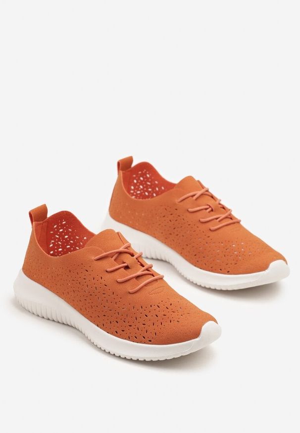 Born2be - Pomarańczowe Sneakersy z Ażurową Cholewką Grellio. Okazja: na co dzień. Kolor: pomarańczowy. Materiał: jeans. Szerokość cholewki: normalna. Wzór: ażurowy