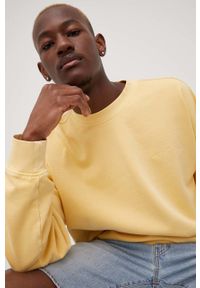 Levi's® - Levi's bluza bawełniana męska kolor żółty gładka. Okazja: na spotkanie biznesowe. Kolor: żółty. Materiał: bawełna. Wzór: gładki. Styl: biznesowy