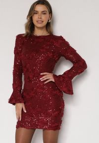 Born2be - Bordowa Cekinowa Sukienka z Kwiatami 3D Naweda. Okazja: na spotkanie biznesowe. Kolor: czerwony. Materiał: poliester, jeans. Wzór: kwiaty. Styl: biznesowy #1
