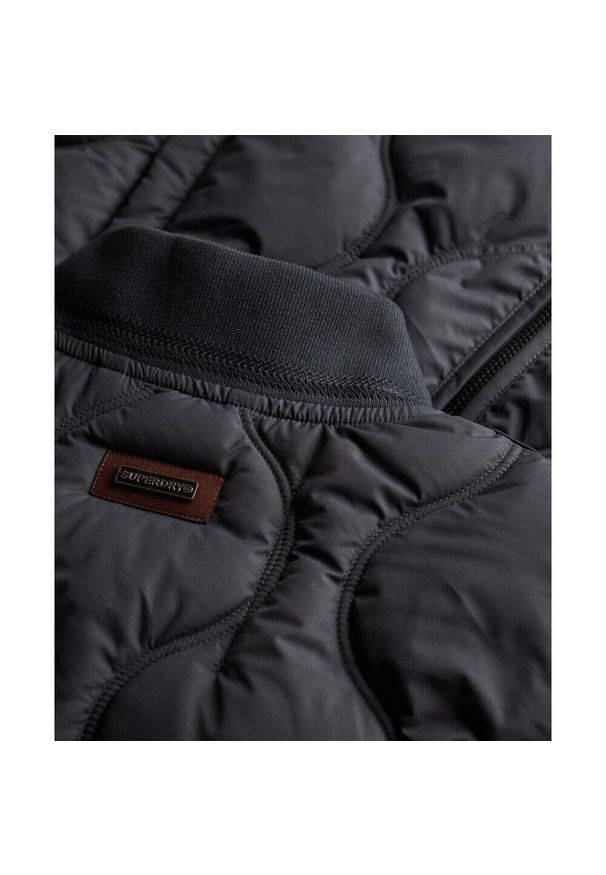 Damska kurtka puchowa Superdry. Okazja: na co dzień. Kolor: wielokolorowy, czarny, brązowy. Materiał: puch. Styl: casual