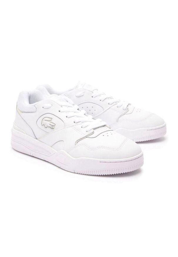 Buty Lacoste białe minimalistyczne. Kolor: biały. Materiał: skóra. Szerokość cholewki: normalna. Sport: tenis