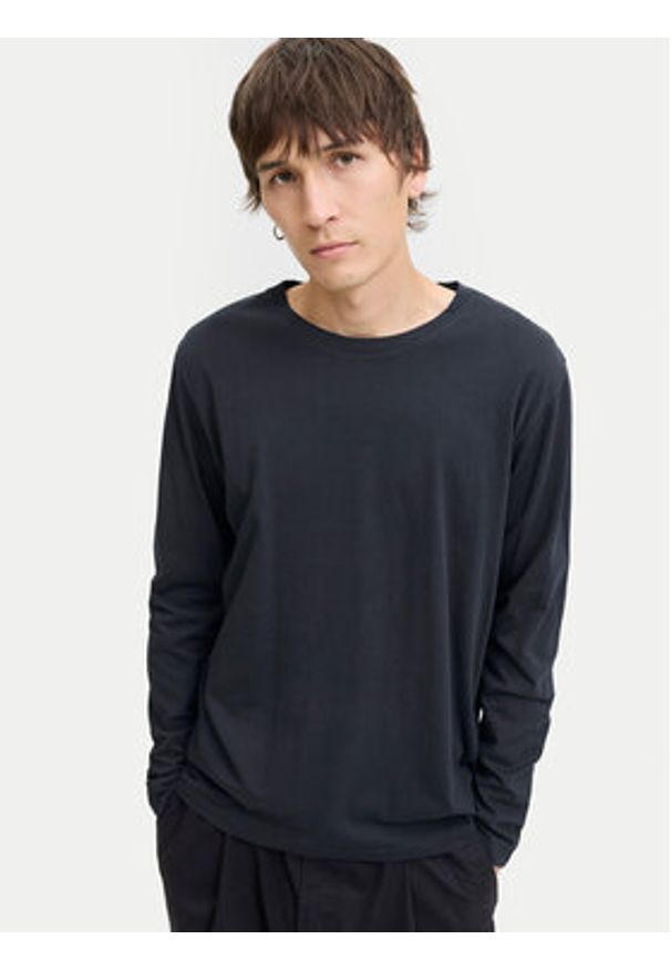 Jack & Jones Longsleeve Basic 12279538 Granatowy Regular Fit. Kolor: niebieski. Materiał: bawełna. Długość rękawa: długi rękaw