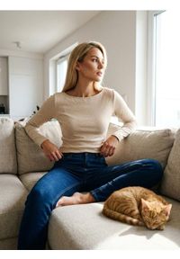 Sinsay - Koszulka z długim rękawem - beżowy. Kolor: beżowy. Długość rękawa: długi rękaw. Długość: długie #1