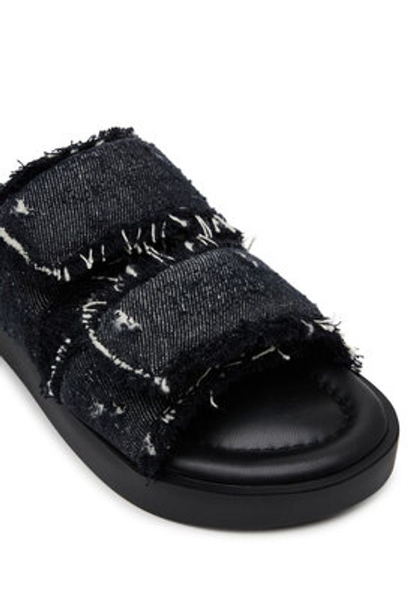 Inuikii Klapki Classic Jeans Velcro 70104-143 Czarny. Kolor: czarny. Materiał: materiał