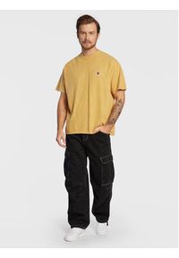 BDG Urban Outfitters T-Shirt 74268467 Żółty Regular Fit. Kolor: żółty. Materiał: bawełna